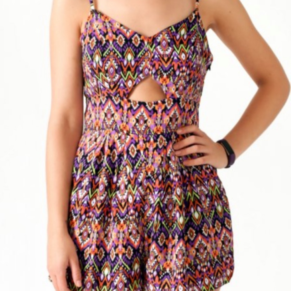 Patterned romper - Picture 2 of 7